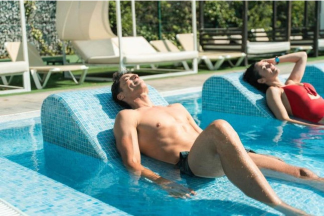 Day Pass con Comida en Hotel Magic Robin Hood 4* (El Albir, Alicante)