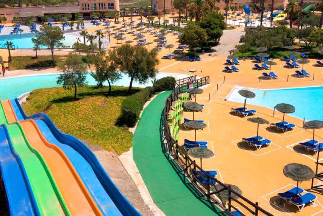 Entrada a Mario Park (Roquetas de Mar, Almería)
