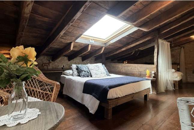 Escapada con Desayuno en Mas Cal Sastre: Habitación Rossinyol o Cocou (Sant Hilari Sacalm, Girona)