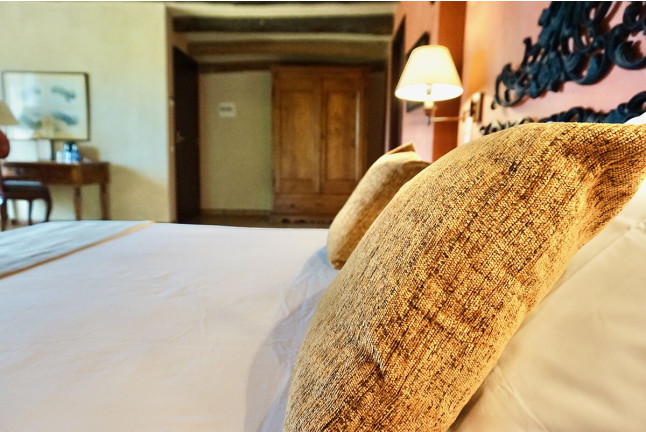 Escapada con Desayuno en Habitación Doble Deluxe o Suite Junior de Mas Salvi Country Boutique Hotel 4* (Pals, Girona)
