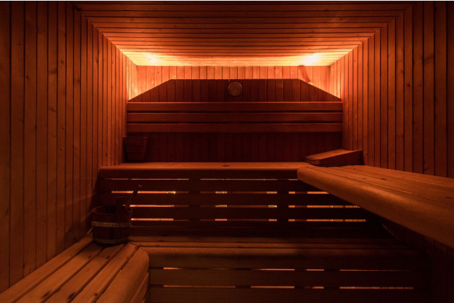 Circuito Spa Privado y Masaje Relajante para dos en Caroli Montereal (Madrid)