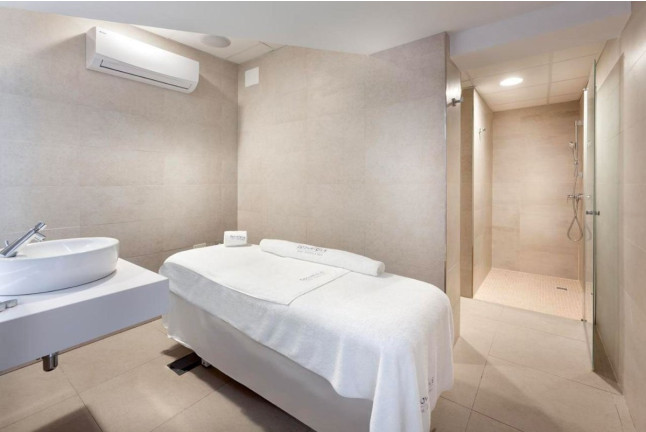 Bañera de Hidromasaje y Masaje Craneal en Spa Best Tenerife del Hotel Best Tenerife 4* (Santa Cruz de Tenerife)