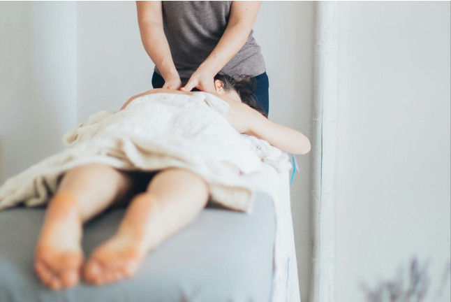 Masaje Relajante, Terapéutico, para Embarazadas o Facial Kobido a Domicilio (Madrid)