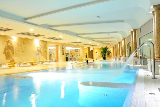 Circuito Spa, Masaje Relajante y Desayuno en Hotel Beatriz Toledo Auditorium & Spa 4* (Toledo)