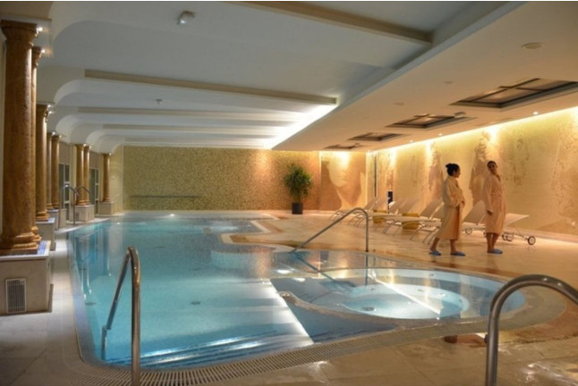 Circuito Spa, Masaje Relajante y Desayuno en Hotel Beatriz Toledo Auditorium & Spa 4* (Toledo)