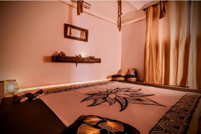 Masaje a Elegir: Javanés, Shiatsu, Deep Tissue Magnesio o Shiatsu Craneofacial en Jamu Rituals Spa & Massage (Barcelona)