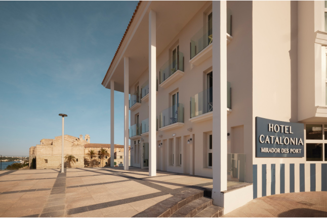 Circuito Spa y Masaje para dos en Hotel Catalonia Mirador Des Port 4* (Maó, Menorca)