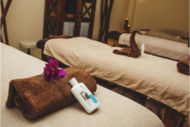 Masaje y Menú para dos en Spa Sensara (Benalmádena, Málaga)