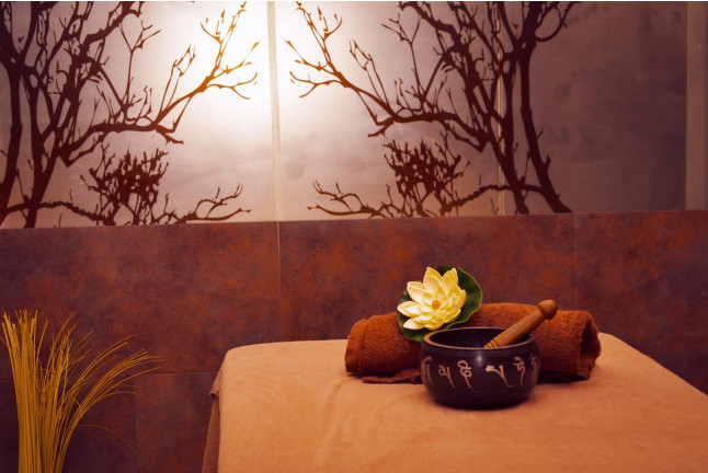 Masaje y Menú para dos en Spa Sensara (Benalmádena, Málaga)