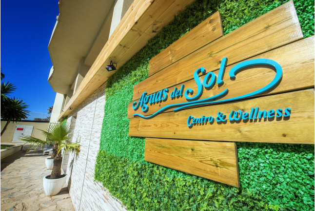 Masaje Hawaiano Lomi en Aguas del Sol Centro Wellness (Torremolinos, Málaga)