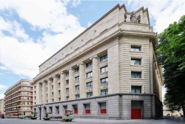 Masaje Bienestar, con Aromaterapia o Deeptissue en Radisson Collection Bilbao 5* (Bilbao, Vizcaya)