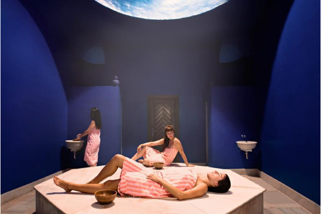 Baños Árabes y Masaje Relajante con Té en Hammam Open Space (Málaga)