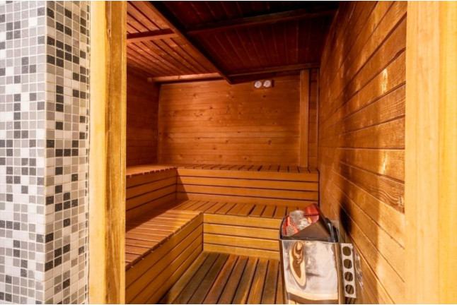 Circuito Spa y Masaje Relajante para dos en Spaxión del Hotel Áurea Convento Capuchinos 5* (Segovia)