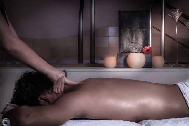 Masaje Relajante y Terma en Agua y Salud (Sevilla)