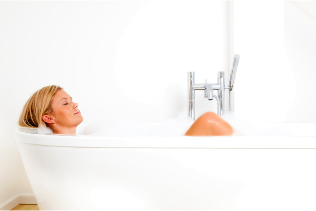Bañera Hidromasaje y Masaje para dos en Hotel Barcelona Golf Resort 4*Sup (Sant Esteve Sesrovires, Barcelona)