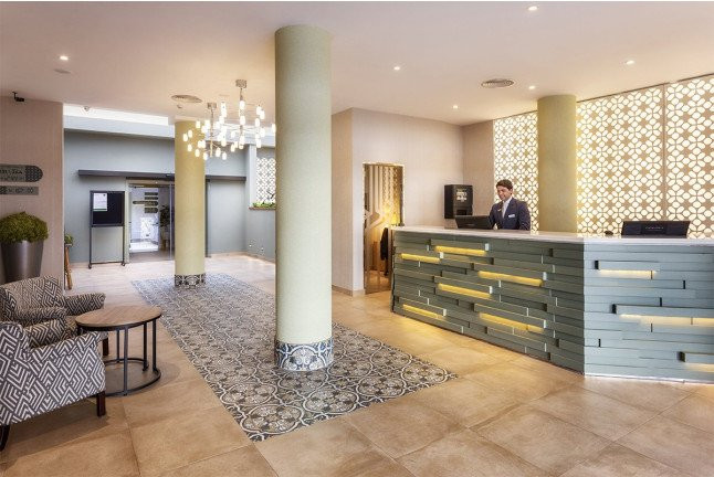 Circuito Spa y Masaje en Hotel Catalonia Santa Justa 4* (Sevilla)