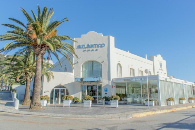 Piscina Exterior y Masaje para dos en Experience By Atlanterra (Zahara de los Atunes, Cádiz)