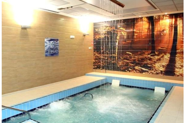 Circuito de Fisioterapia Hidrotermal y Masaje Relajante en Theramar (Gijón, Asturias)