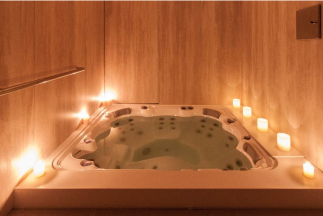 Circuito Spa y Menú Degustación para dos en Hotel Finca Llongarriu 4* (Vall de Bianya, Girona)