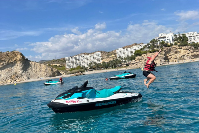 Excursión en Moto de Agua Biplaza con Fotos (Villajoyosa, Alicante)