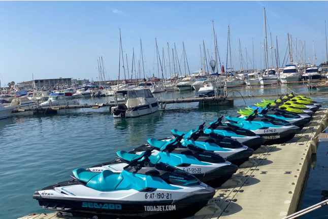 Excursión en Moto de Agua Biplaza con Fotos (Villajoyosa, Alicante)