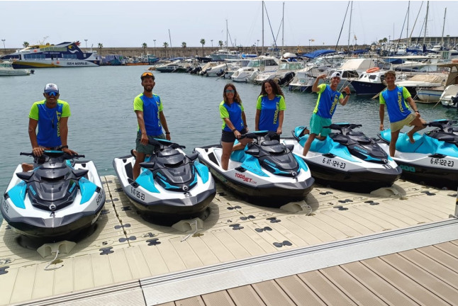 Excursión en Moto de Agua Biplaza con Fotos (Villajoyosa, Alicante)