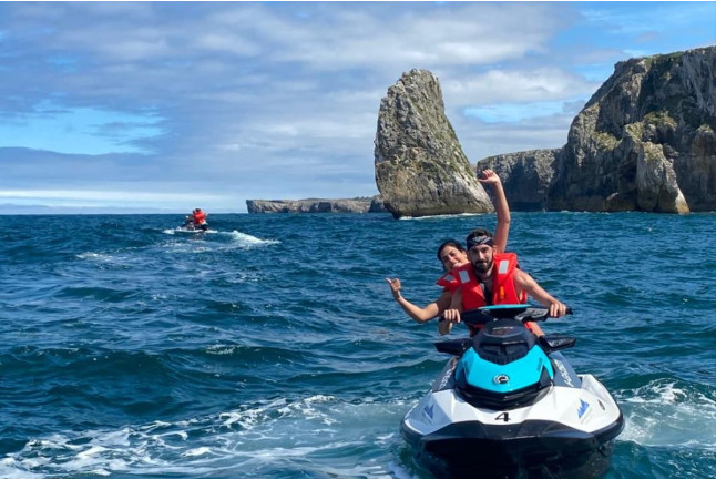 Ruta en Moto de Agua con Fotos (Ribadesella, Asturias)