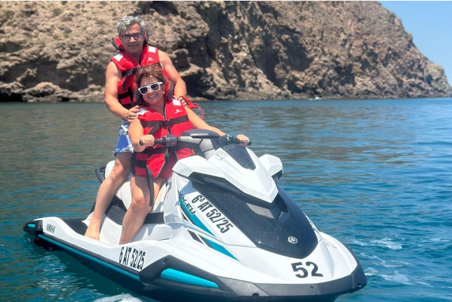 Excursión en Moto de Agua con Fotos (Carboneras, Almería)