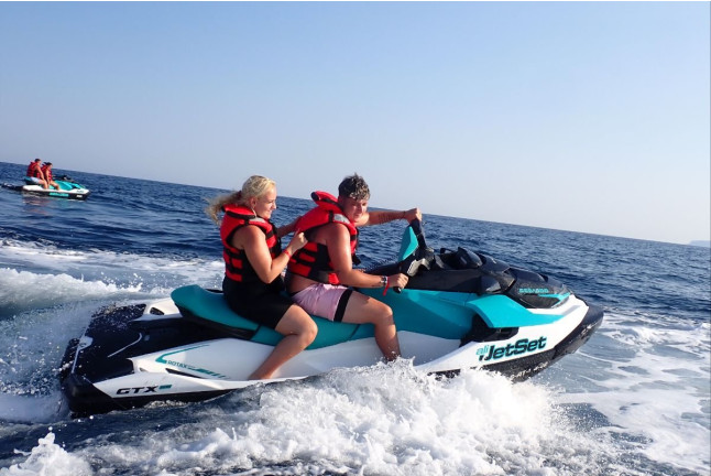 Excursión a Tabarca en Moto de Agua con Almuerzo (Alicante)