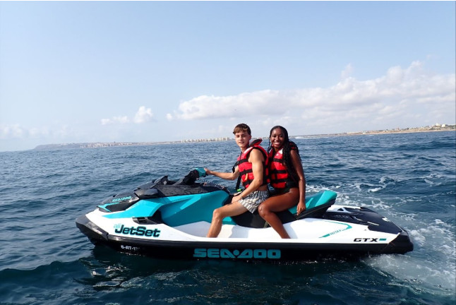 Excursión a Tabarca en Moto de Agua con Almuerzo (Alicante)