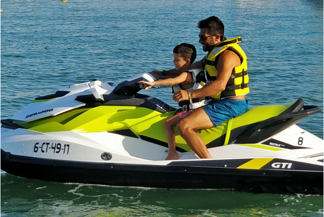 Excursión en Moto de Agua (Coma-ruga, Tarragona)