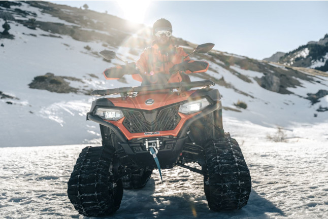Ruta en Moto de Nieve y Comida para dos (Huesca) 