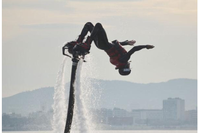 Moto de Agua y Vuelo Flyboard (Barcelona)