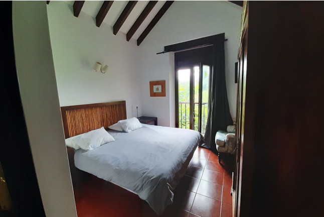 Escapada con Desayuno en Agroturismo Muriances (Vilde, Asturias)