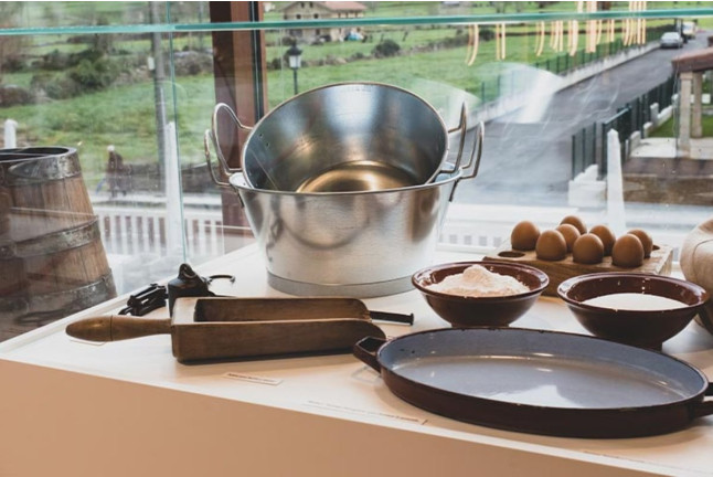 Visita al Museo del Sobao con Degustación y Cena en Posada El Solar 3* (Galizano, Cantabria)