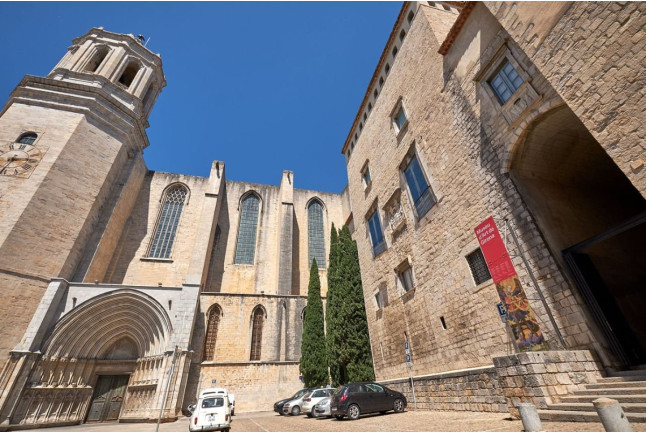 Entrada al Museu d'Art de Girona (Girona)
