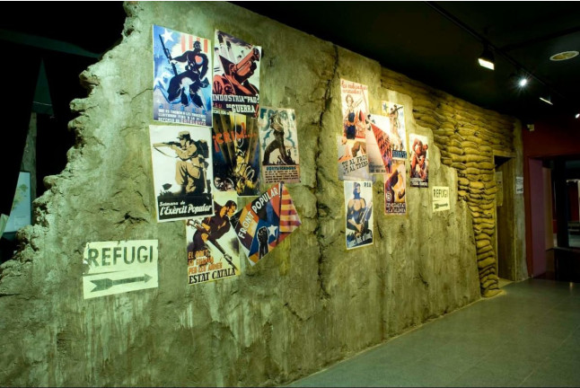 Entrada al Museu d'Història de Catalunya (Barcelona)