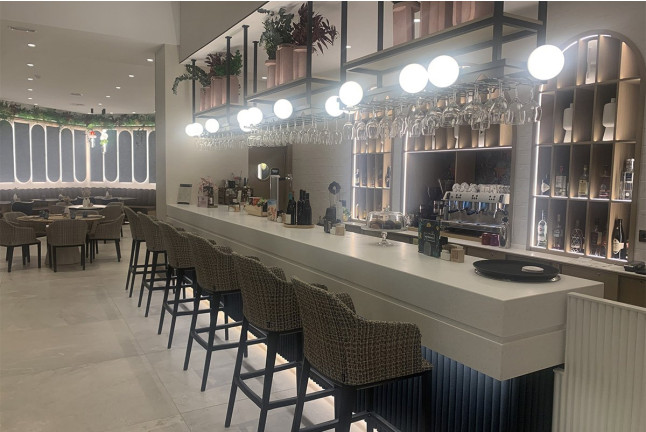 Circuito Spa y Comida o Cena en Hotel ILUNION Les Corts 4* - NATUR Spa (Barcelona)
