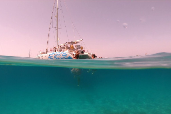 Navegación en Catamarán para ver la Puesta de Sol con Baño y Cena (Mallorca) 