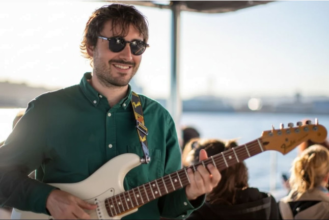 Navegación en Crucero con Música Jazz & Chill Out (Barcelona)