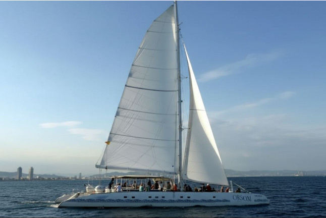 Navegación en Crucero con Música Jazz & Chill Out (Barcelona)