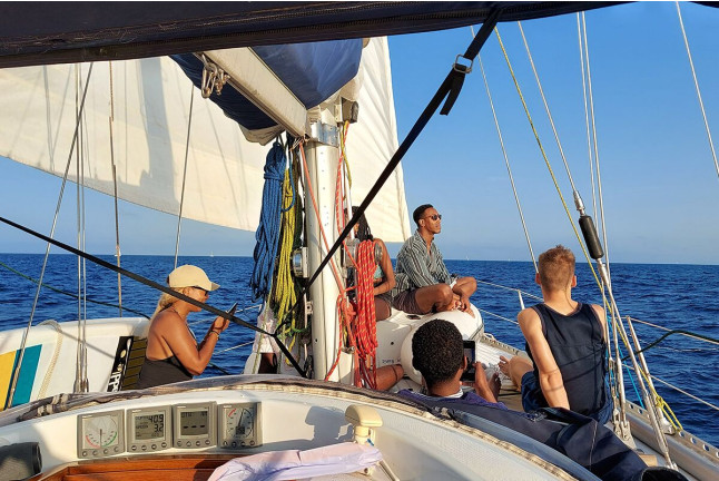 Puesta de Sol en Velero Compartido (Barcelona)