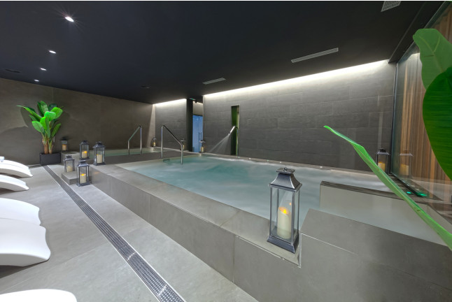 Circuito Spa y Cena para dos en Shama Spa del Neptuno Hotel & Spa (Calella, Barcelona)