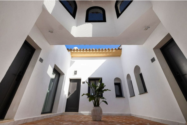 Escapada con Cena en Inmood San Roque 4* (San Roque, Cádiz) - D-J