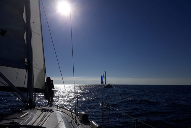 Noche en Velero en Port Ginesta (Castelldefels, Barcelona)