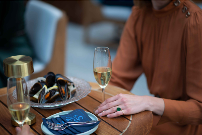 Circuito Spa en OASIS Wellness & Spa y Comida en Restaurante SOFIA Bar & Tapas para dos en Grand Hyatt Barcelona 5* (Barcelona)