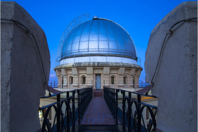 Visita Nocturna al Observatori Fabra: Visita al Museo y Cava (Barcelona)