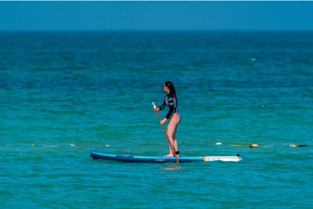 Alquiler de Paddle Surf con Snorkel Opcional (Castelldefels, Barcelona)