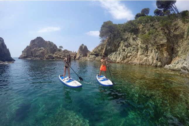 Tour en Paddle Surf por las Cuevas de Tossa de Mar (Girona)
