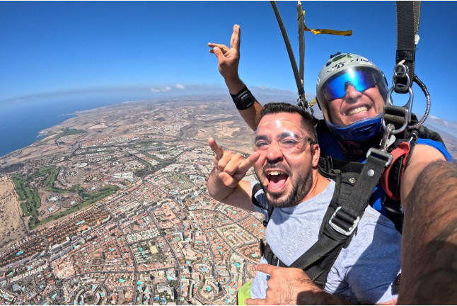 Salto Tándem en Paracaídas con Fotos y/o Vídeo (Maspalomas, Gran Canaria)
